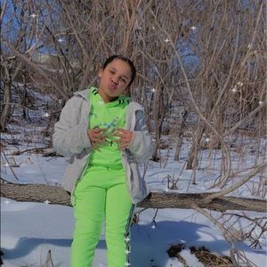 Meet your Posher, Renee